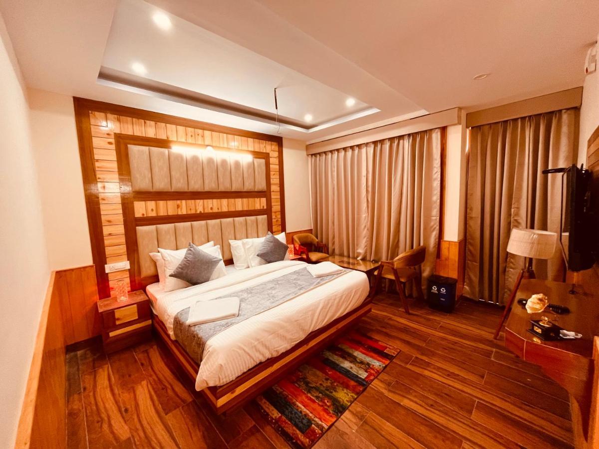 Le Green Resort, Mall Road Manali Exteriér fotografie