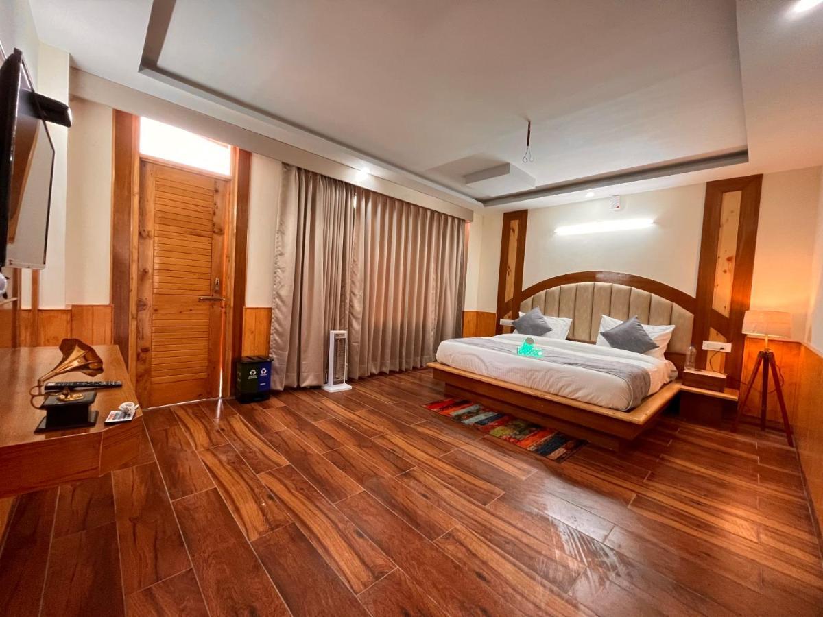 Le Green Resort, Mall Road Manali Exteriér fotografie
